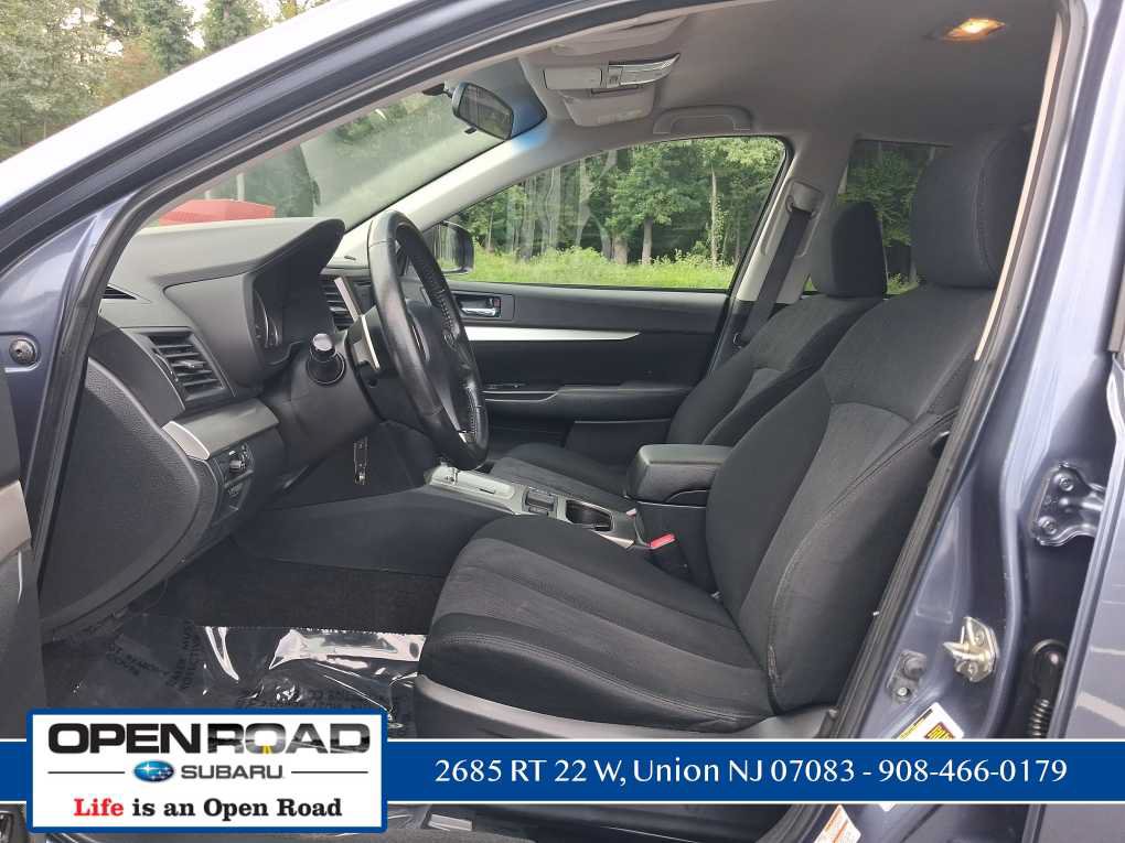 Used 2013 Subaru Outback 2.5i Premium w/ All-Weather Pkg AWD/4WD image 28