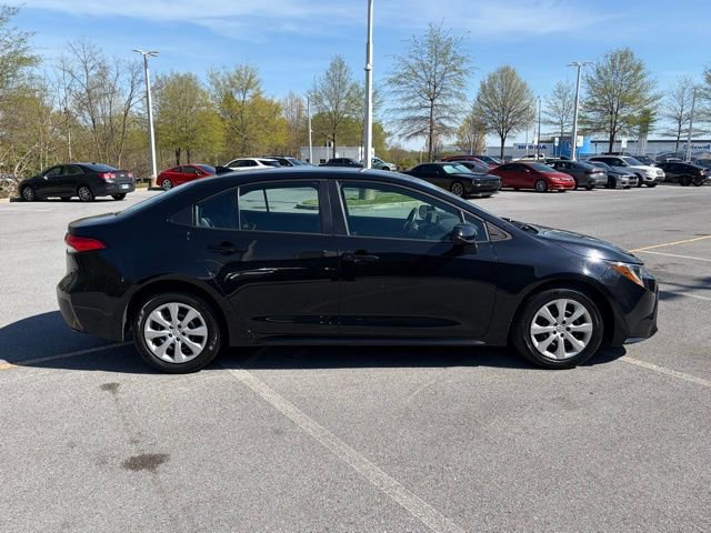 Used 2023 Toyota Corolla LE FWD image 9