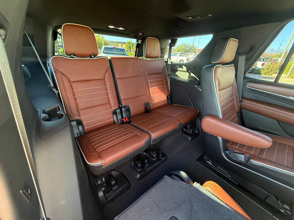 Used 2023 GMC Yukon Denali Ultimate AWD/4WD image 21