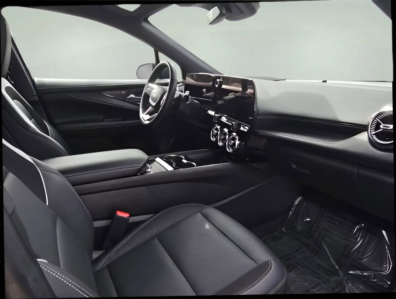 Used 2024 Chevrolet Blazer EV LT image 24