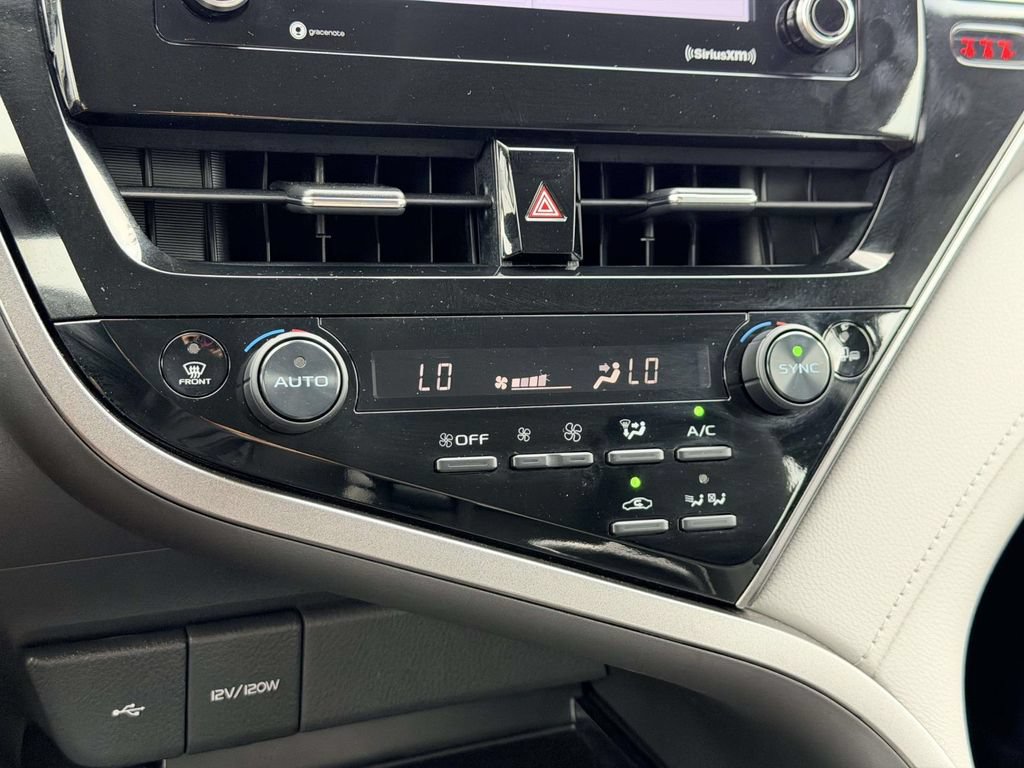 Certified 2022 Toyota Camry LE FWD image 5