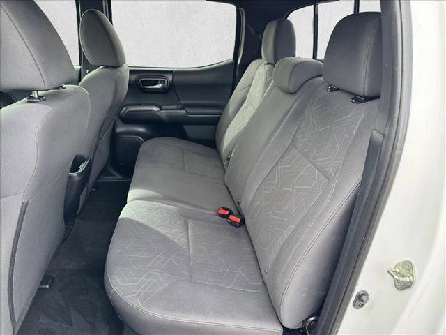 Used 2017 Toyota Tacoma TRD Off-Road w/ Tow Package (A/T) image 18