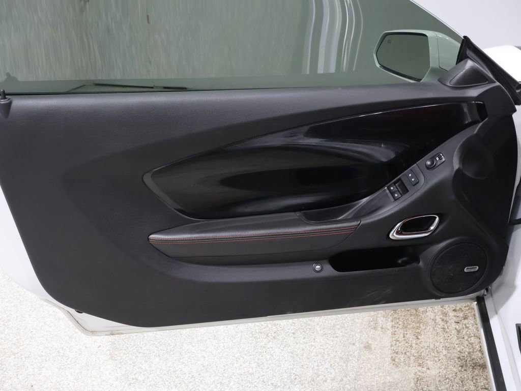 Used 2015 Chevrolet Camaro SS w/ Commemorative Special Edition image 14