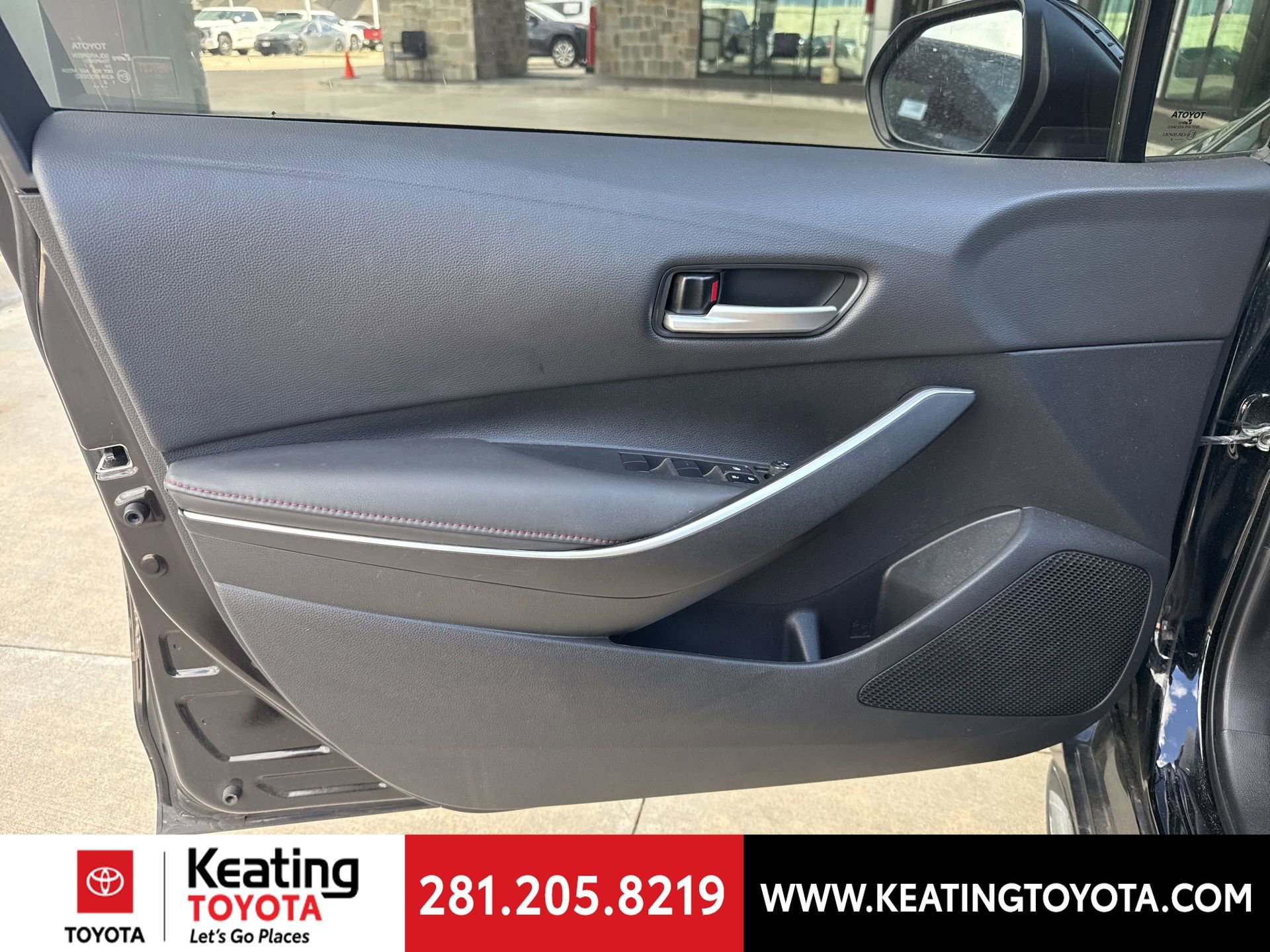 Used 2023 Toyota Corolla SE image 11