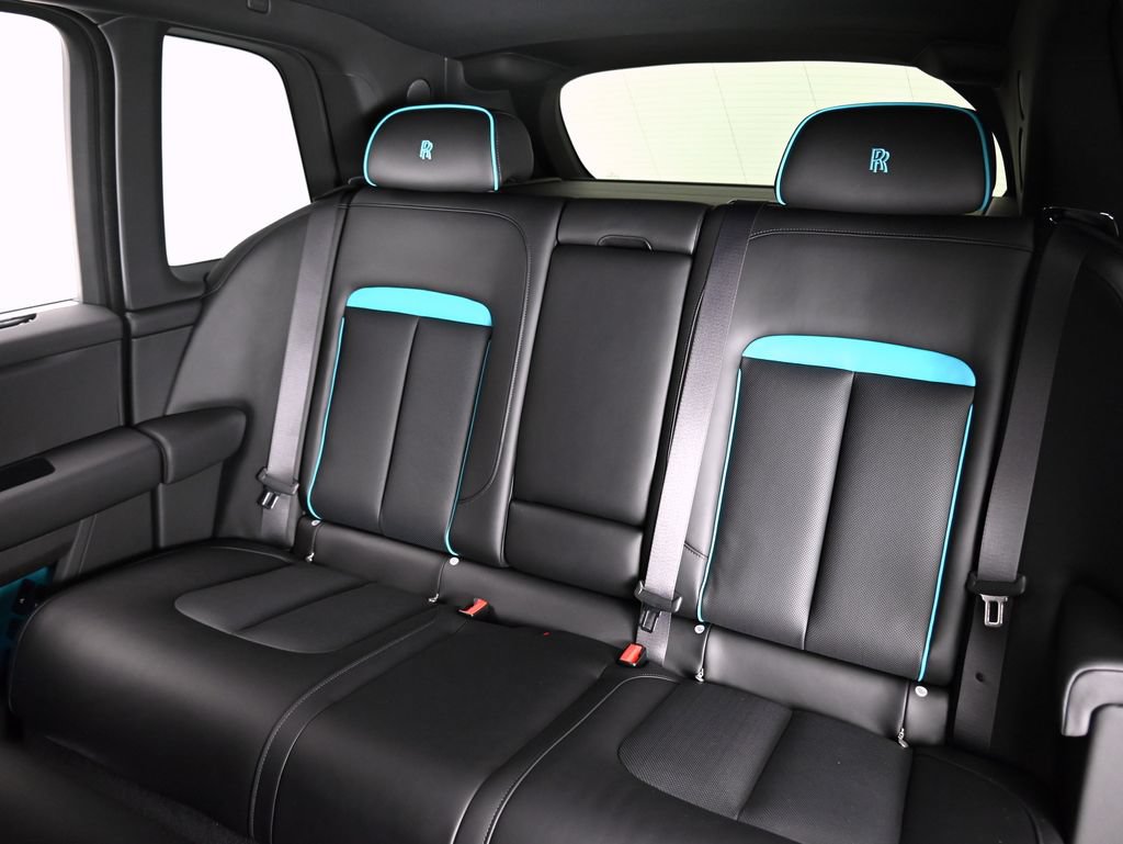 New 2026 Rolls-Royce Cullinan AWD/4WD image 17