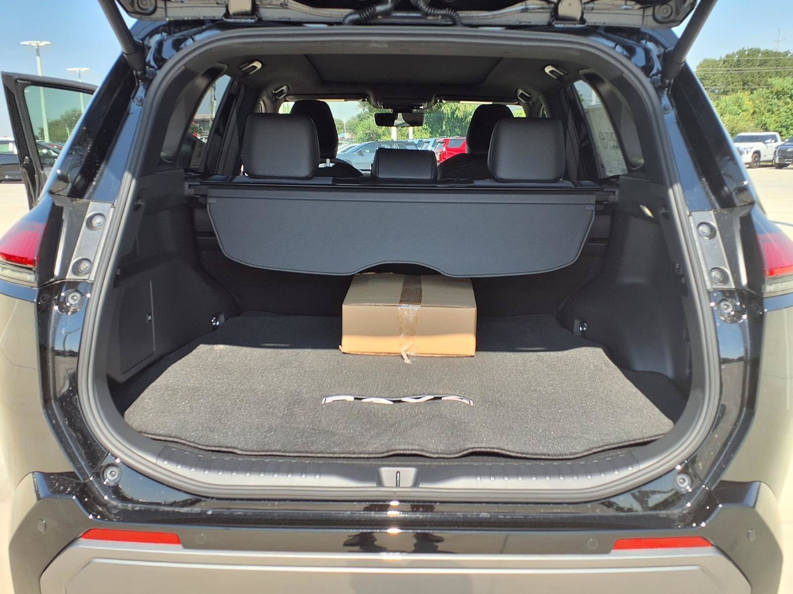 New 2026 Toyota RAV4 XSE w/ Panoramic Sun Roof Package AWD/4WD image 26