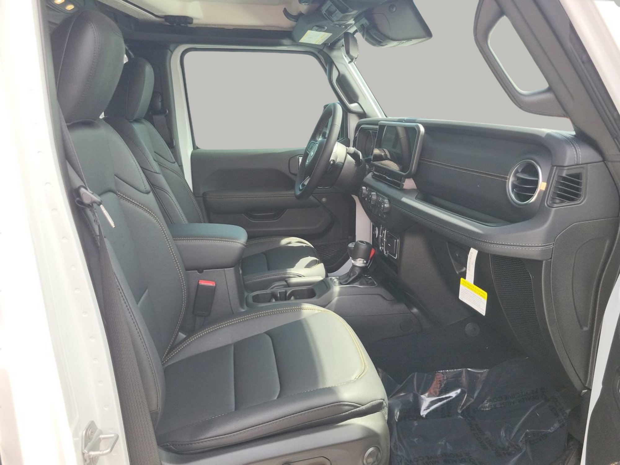 New 2025 Jeep Gladiator Sport image 10