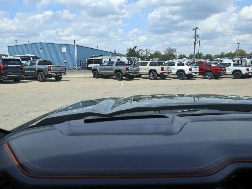 New 2026 GMC Sierra 1500 AT4 w/ AT4 Premium Package AWD/4WD image 20