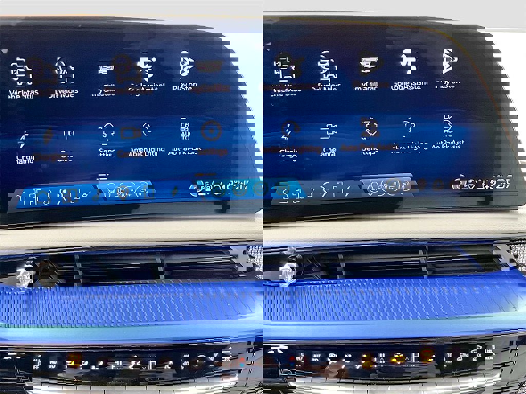 New 2026 Cadillac Optiq Luxury 1 image 14