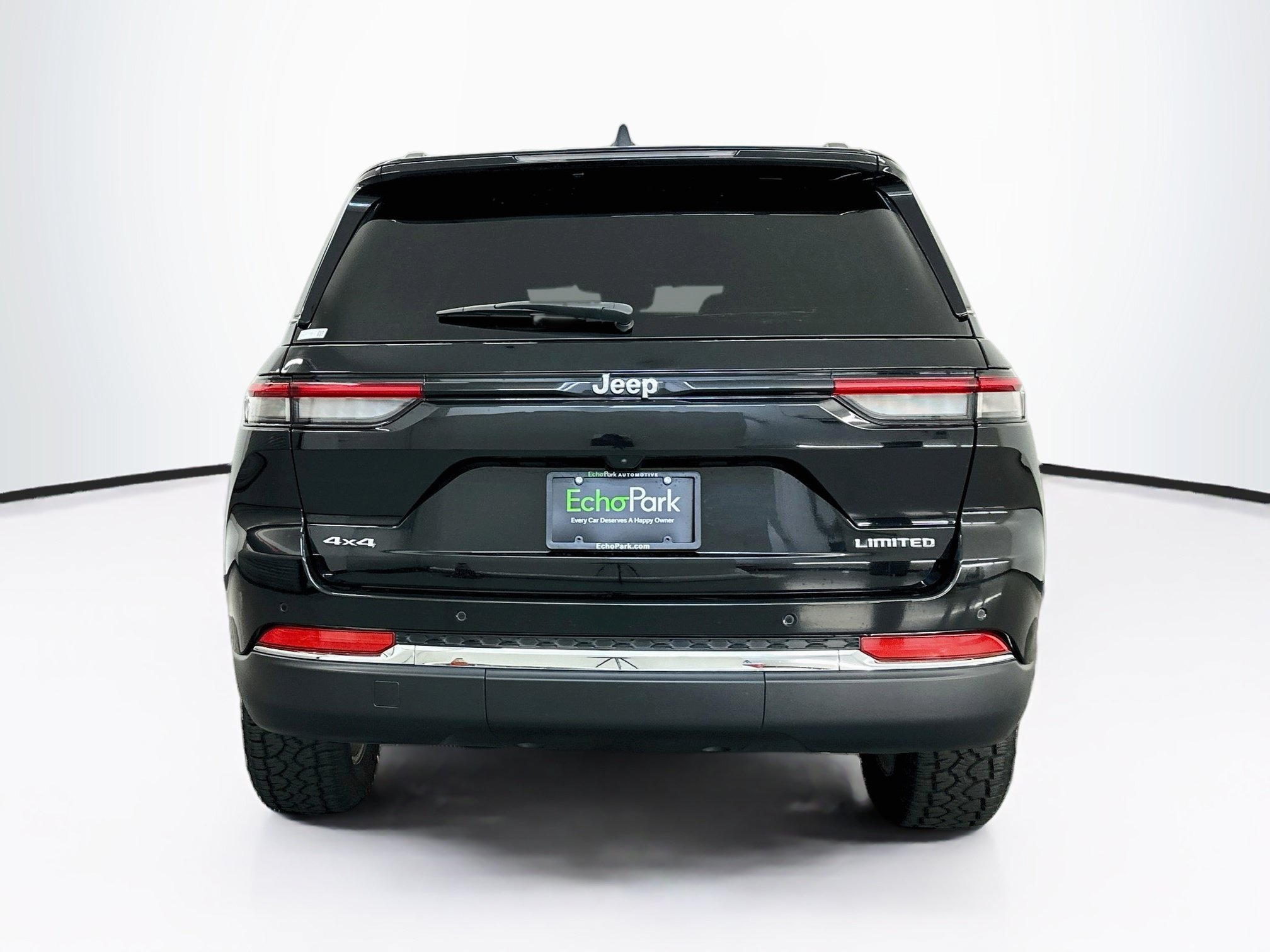 Used 2023 Jeep Grand Cherokee Limited AWD/4WD image 7