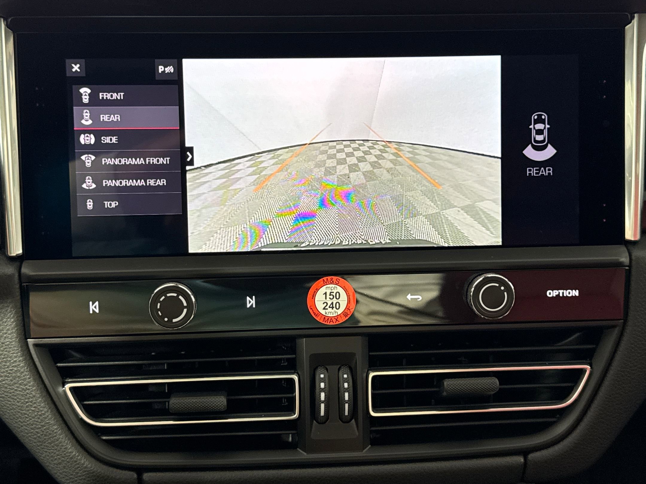 Certified 2026 Porsche Macan image 18