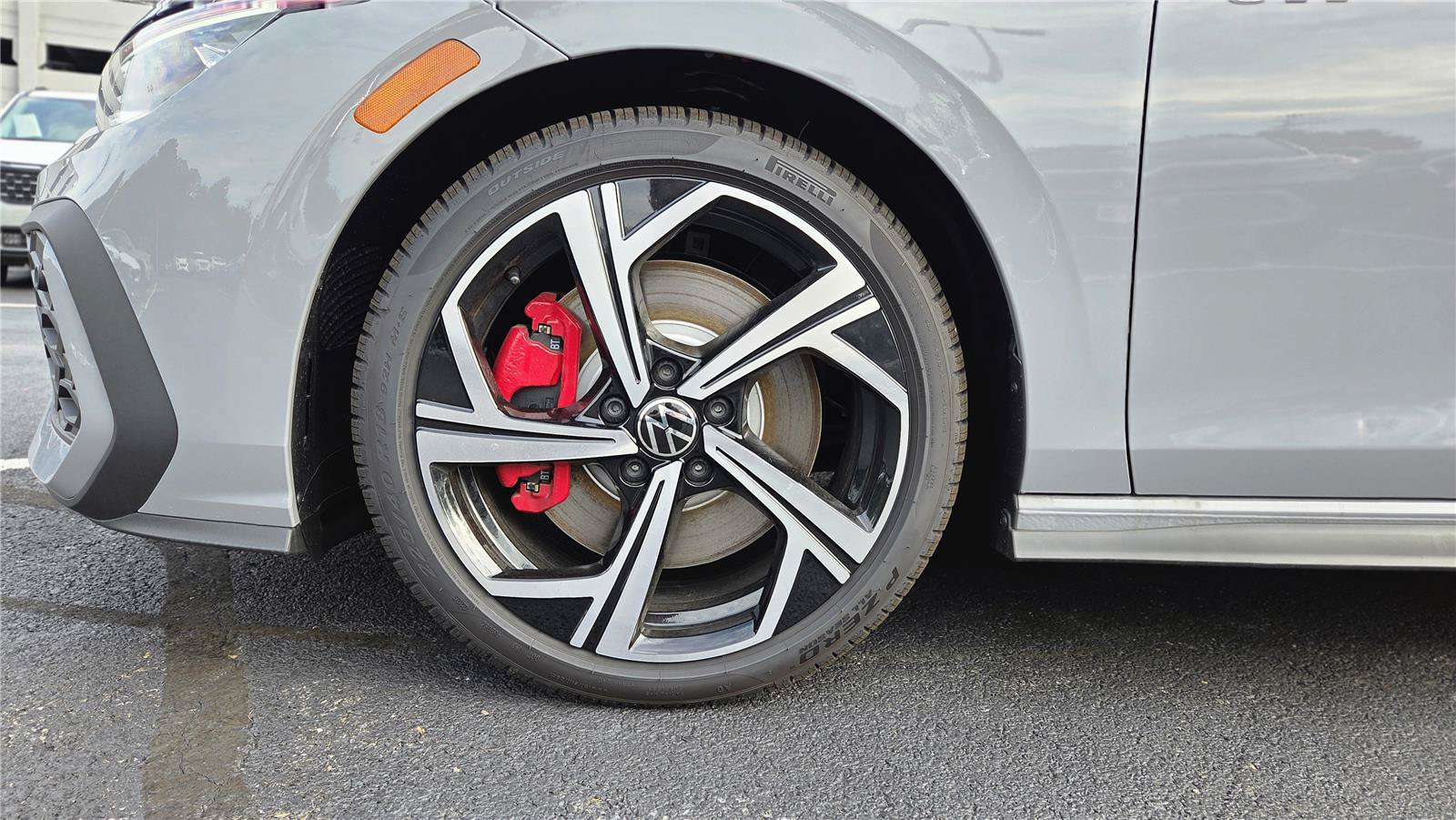 New 2026 Volkswagen GTI SE FWD image 11