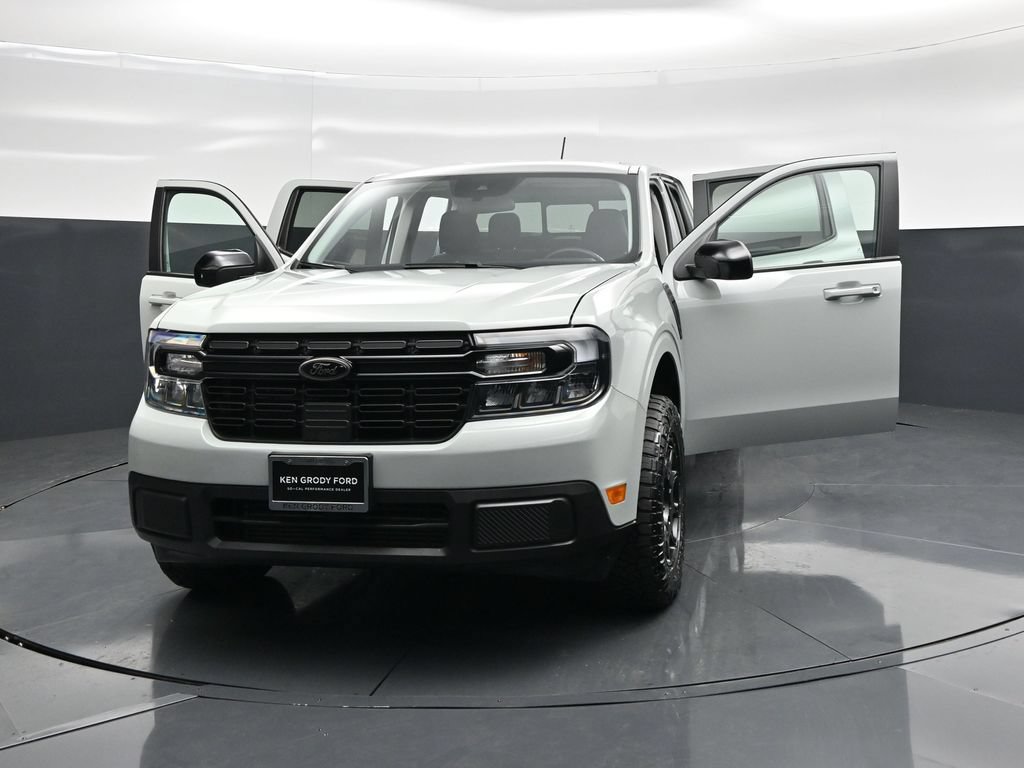 Used 2024 Ford Maverick Lariat w/ Black Appearance Package AWD/4WD image 29