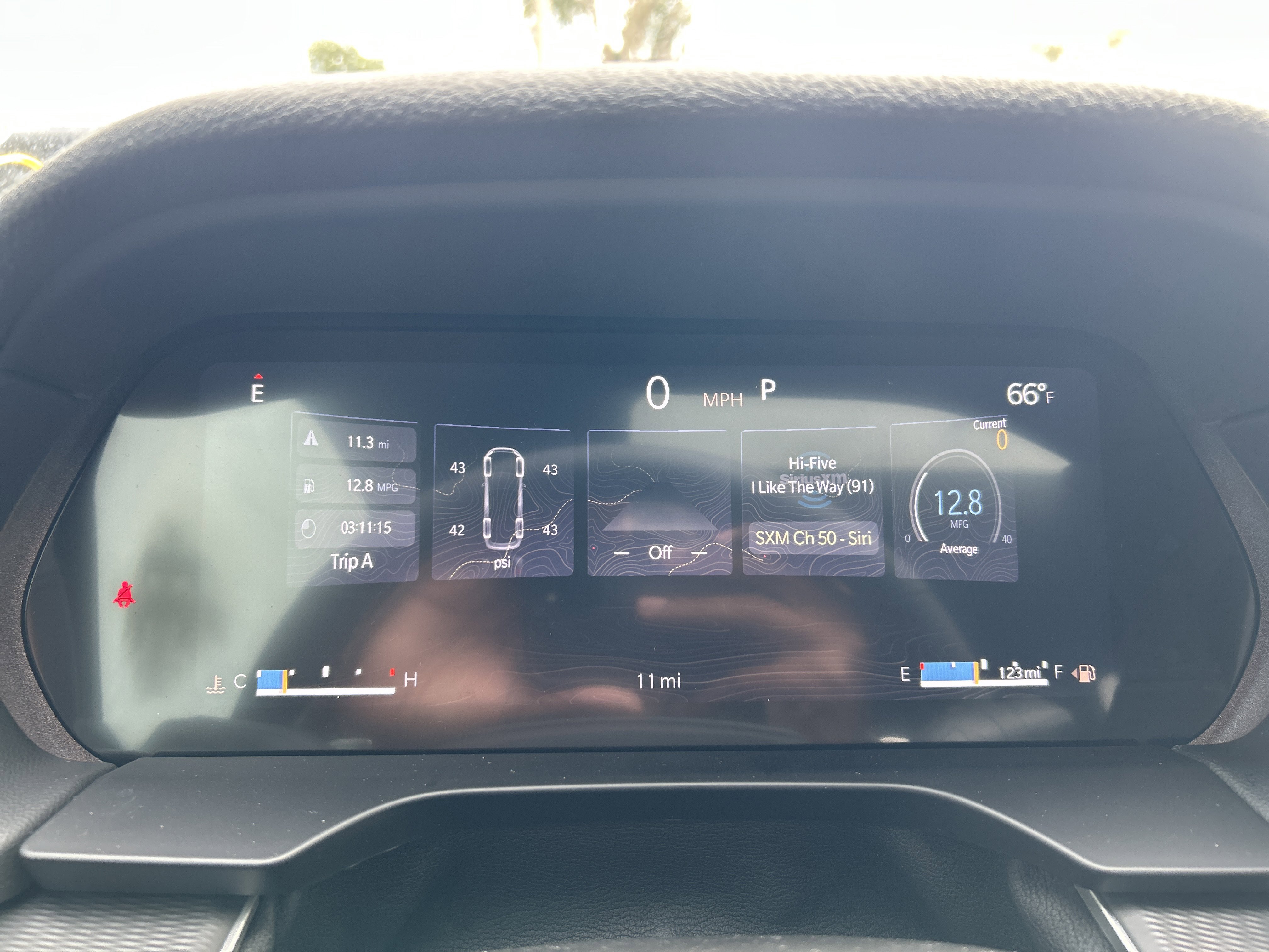 New 2025 Jeep Grand Cherokee Altitude image 46