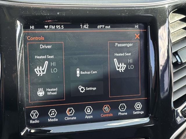 Used 2021 Jeep Cherokee Limited w/ Mopar Interior Package AWD/4WD image 15
