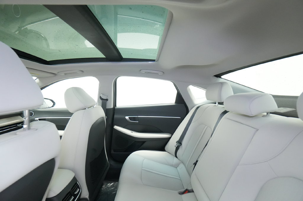 New 2026 Hyundai Sonata SEL FWD image 27