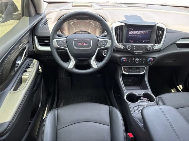 Used 2024 GMC Terrain SLT w/ Tech Package FWD image 19