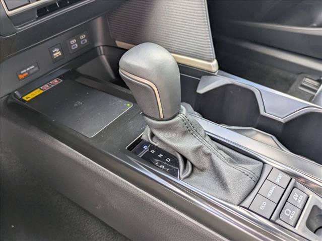 Used 2025 Toyota Camry SE w/ Multimedia Upgrade Package FWD image 12
