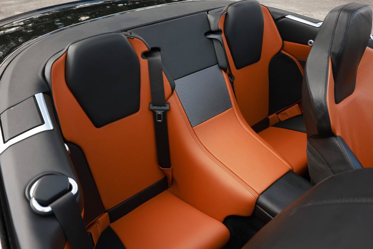Used 2006 Aston Martin DB9 Volante RWD image 10