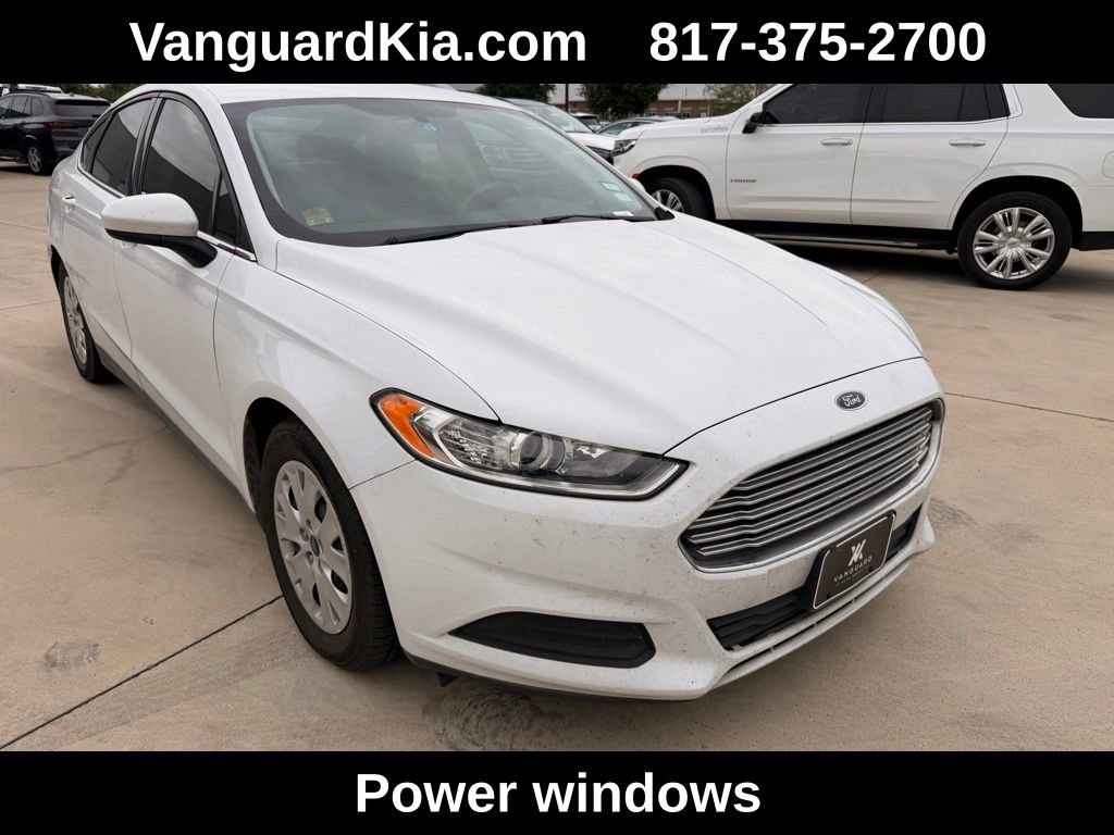 Used 2014 Ford Fusion S FWD image 5