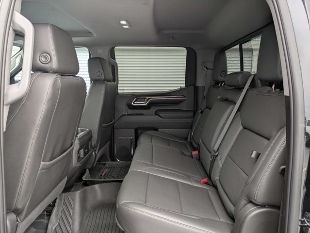 Used 2024 Chevrolet Silverado 1500 LT Trail Boss w/ Convenience Package II AWD/4WD image 13