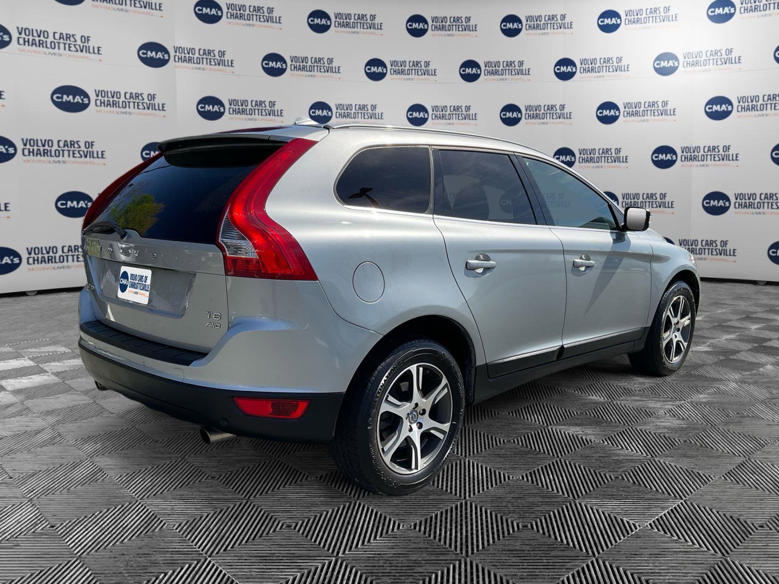 Used 2011 Volvo XC60 T6 image 5