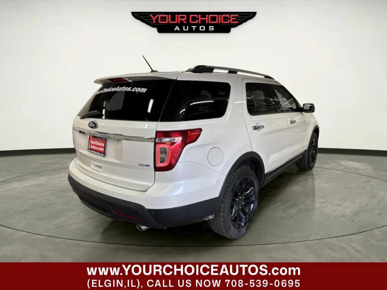 Used 2015 Ford Explorer XLT w/ Equipment Group 202B AWD/4WD image 8