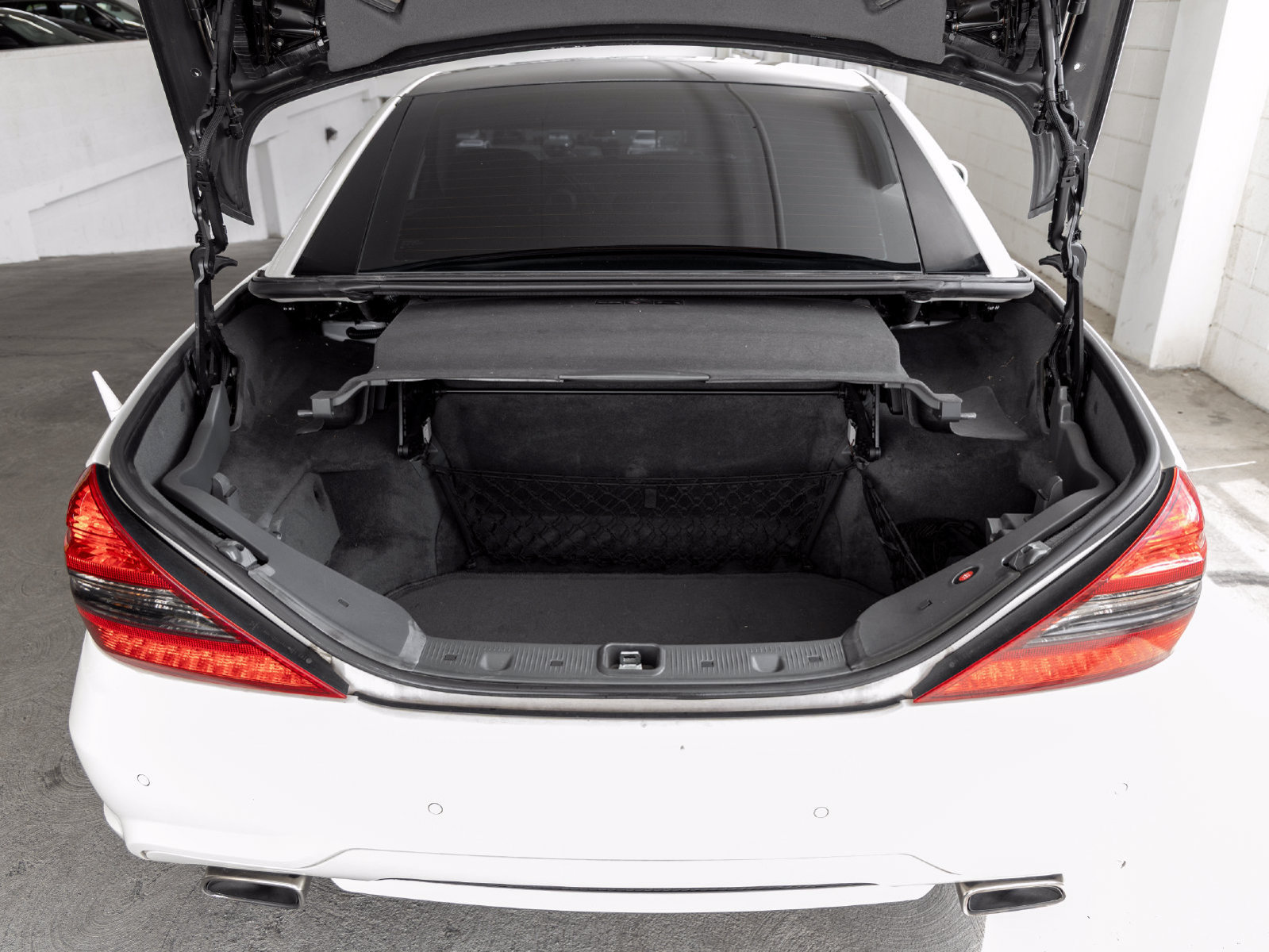 Used 2011 Mercedes-Benz SL 550 image 19