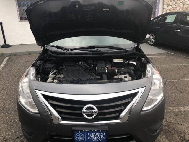 Used 2017 Nissan Versa SV FWD image 10
