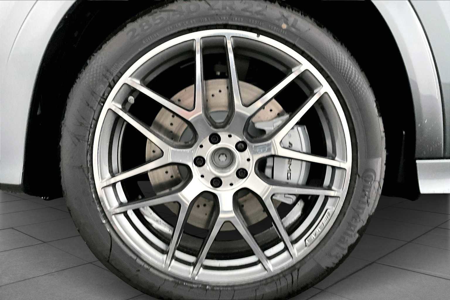 New 2025 Mercedes-Benz GLE 53 AMG AMG GLE 53 image 16