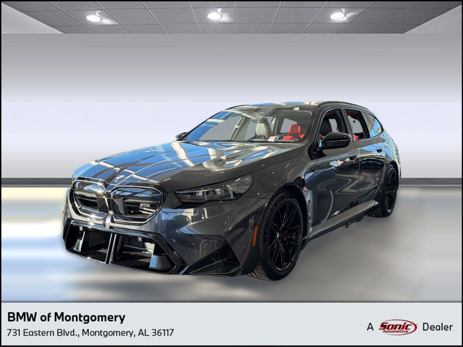 New 2026 BMW M5 Touring image 1
