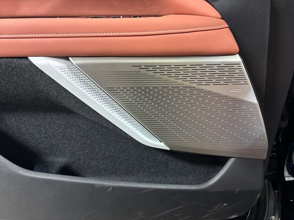 New 2026 Cadillac Optiq Luxury 2 w/ LPO, Floor Liner Package image 23