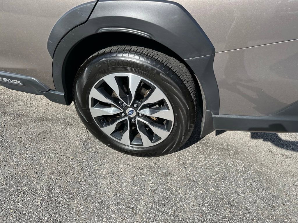 Used 2023 Subaru Outback Limited image 10
