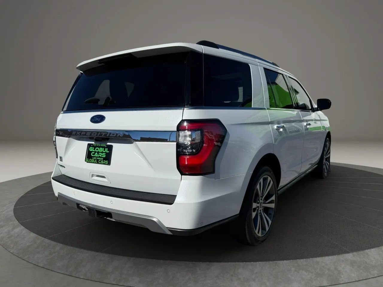 Used 2020 Ford Expedition Limited w/ Equipment Group 302A AWD/4WD image 5