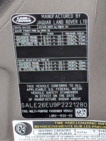 Used 2023 Land Rover Defender 90 X-Dynamic SE image 22