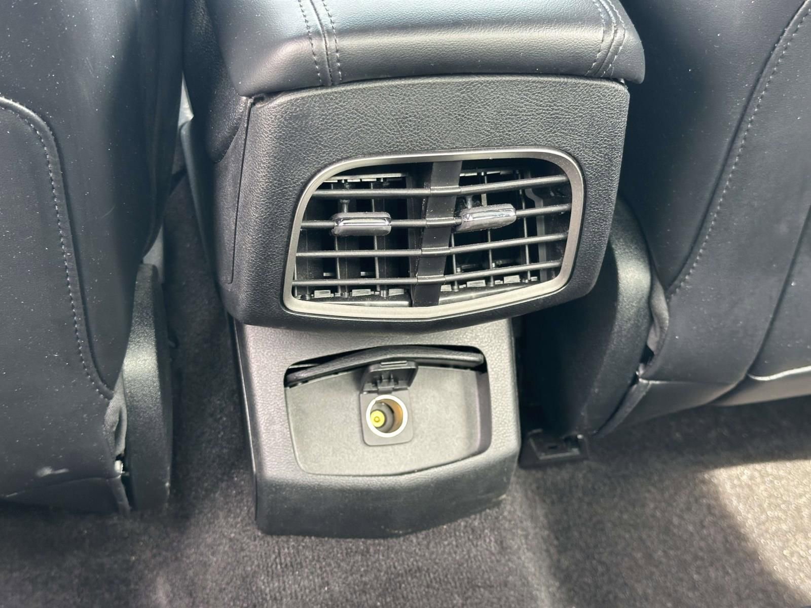Used 2020 Lincoln MKZ AWD image 14