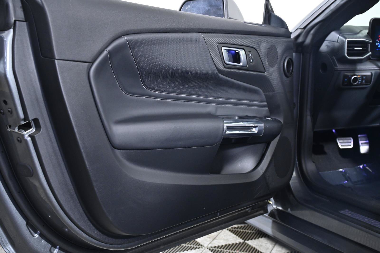 Used 2025 Ford Mustang Premium RWD image 38