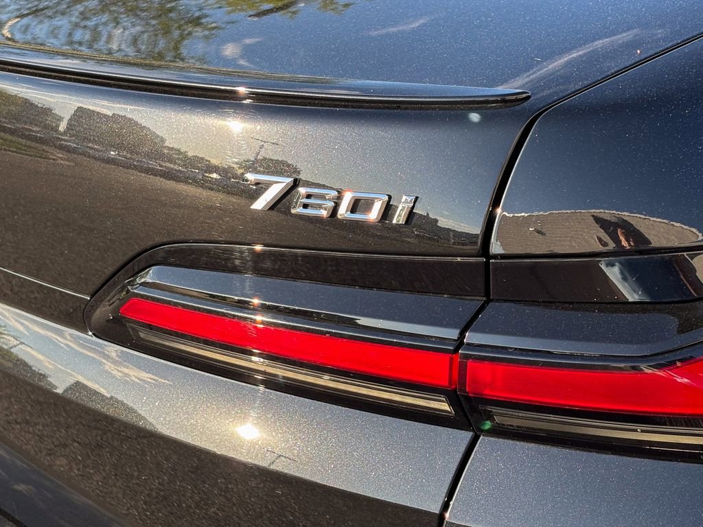 Certified 2023 BMW 760i xDrive image 14