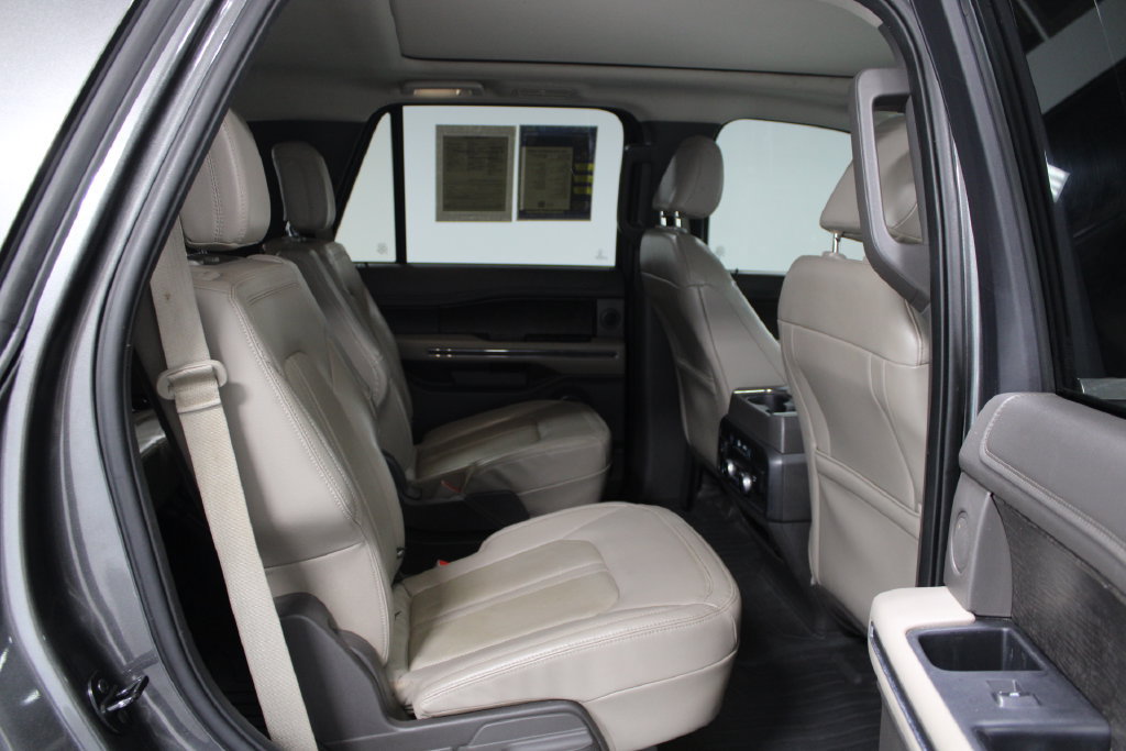 Used 2021 Ford Expedition Limited AWD/4WD image 32