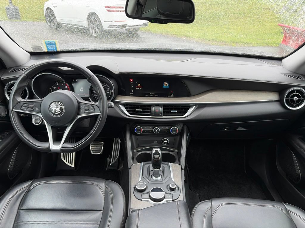 Used 2018 Alfa Romeo Stelvio Ti Lusso AWD/4WD image 7
