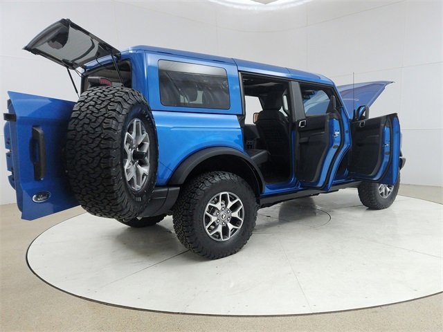 Used 2025 Ford Bronco Badlands image 12