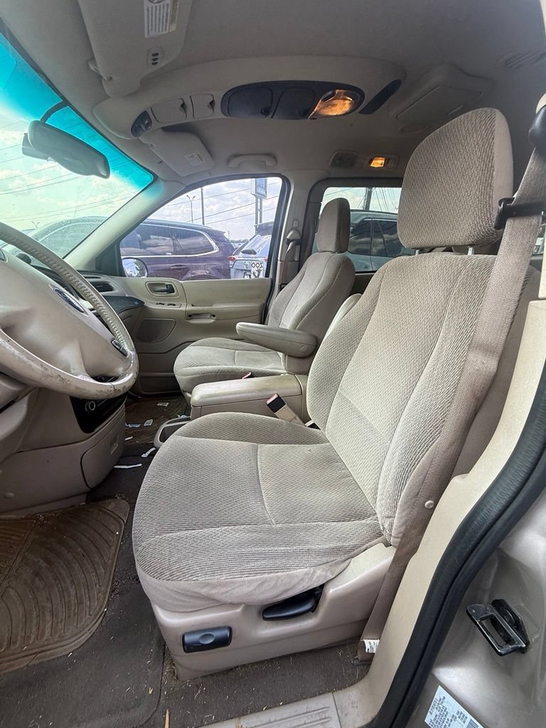 Used 2003 Ford Windstar SE FWD image 3