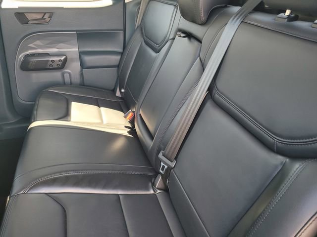 Certified 2024 Ford Maverick Lariat w/ Black Appearance Package image 13