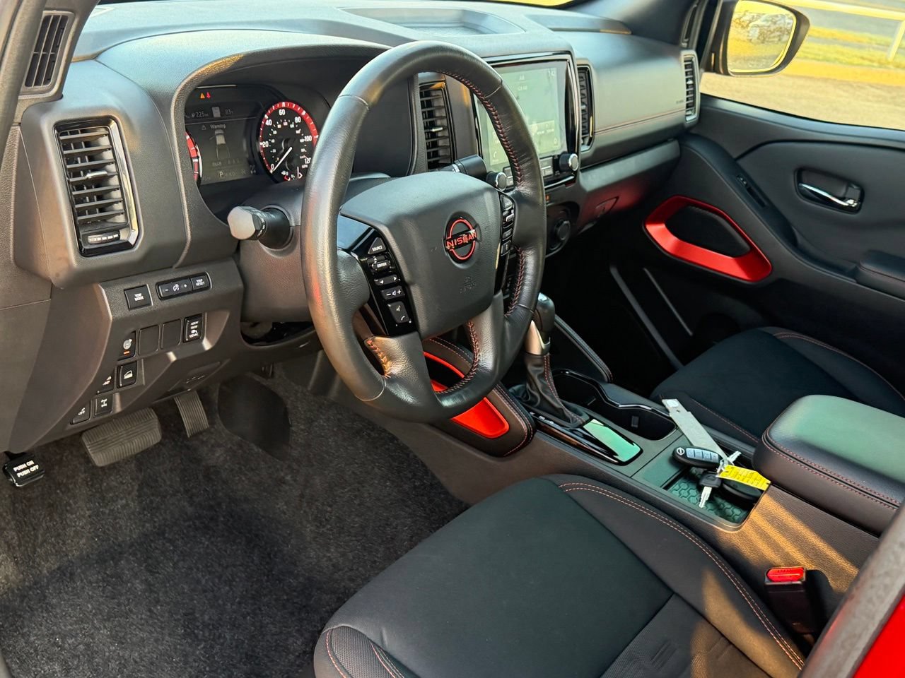 Certified 2024 Nissan Frontier PRO-4X w/ Pro Convenience Package AWD/4WD image 13