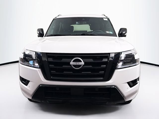Certified 2023 Nissan Armada SL w/ Midnight Edition Package AWD/4WD image 2