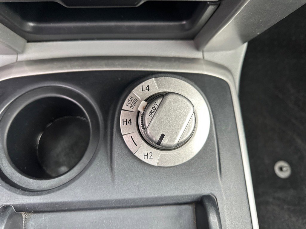 Used 2013 Toyota 4Runner SR5 w/ Convenience Pkg image 26