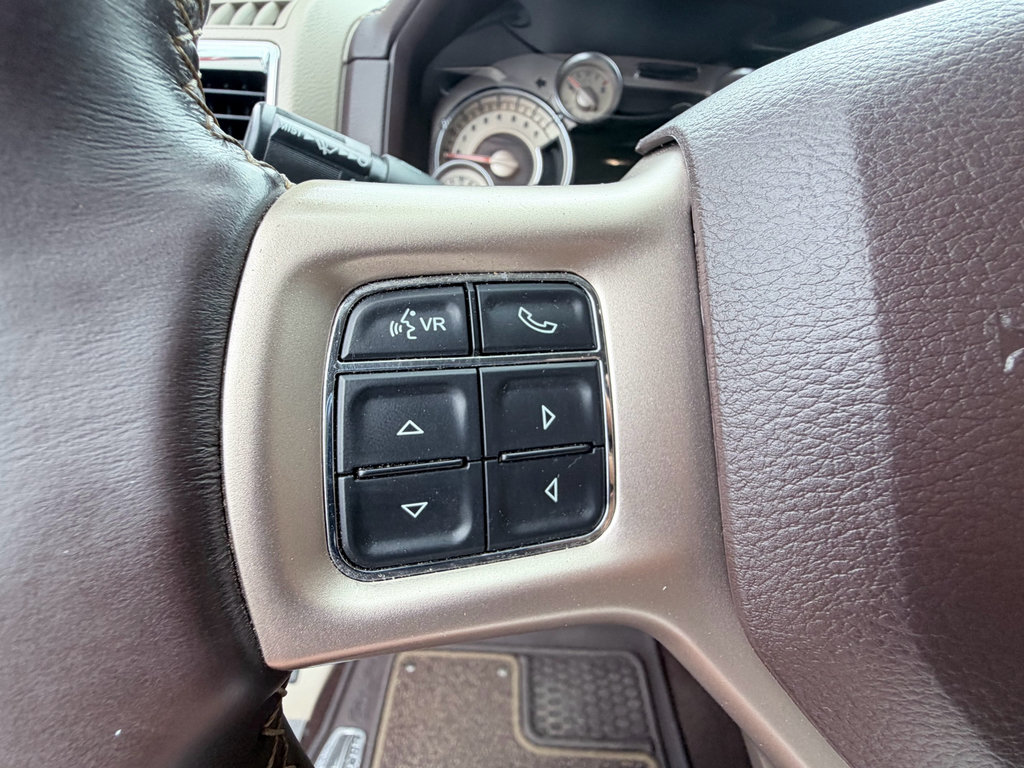 Used 2018 RAM 1500 Laramie Longhorn RWD image 13