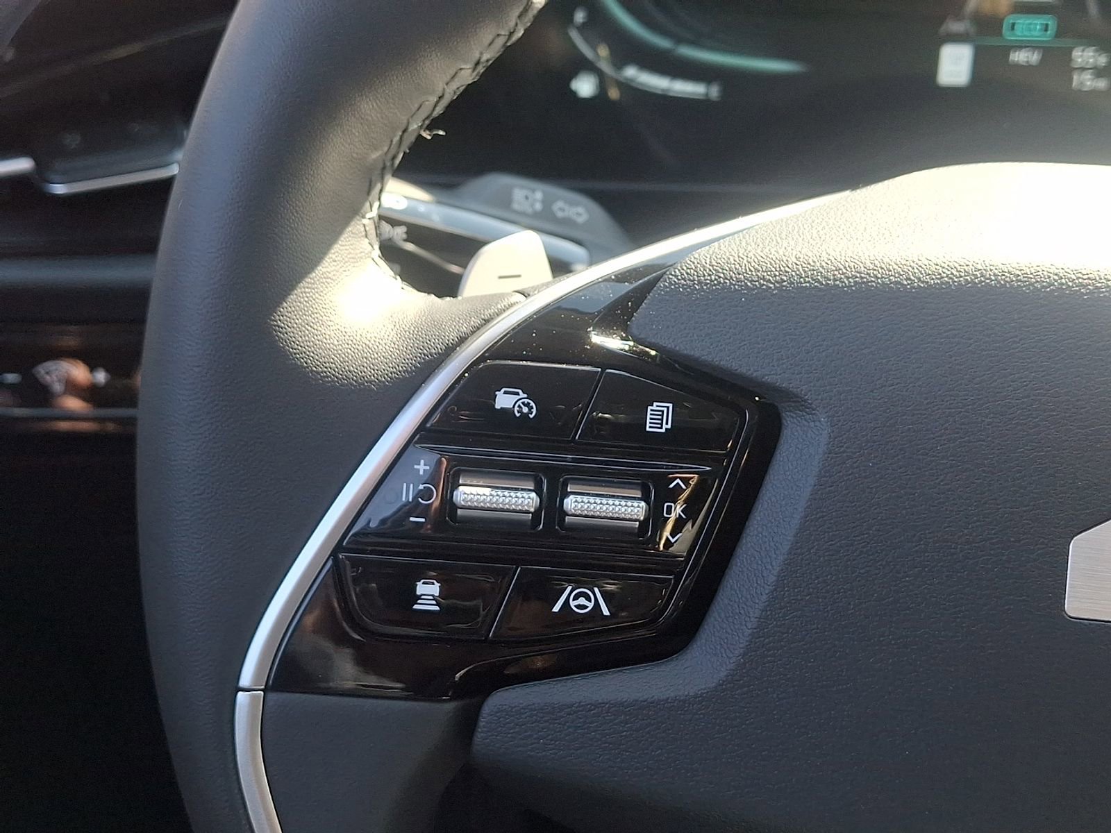 New 2025 Kia Niro EX w/ EX Cold Weather Package image 19