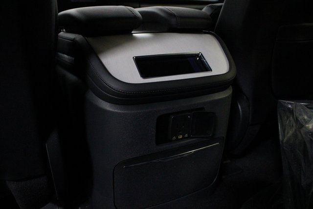 New 2026 Lincoln Navigator L Reserve w/ Jet Appearance Package image 52