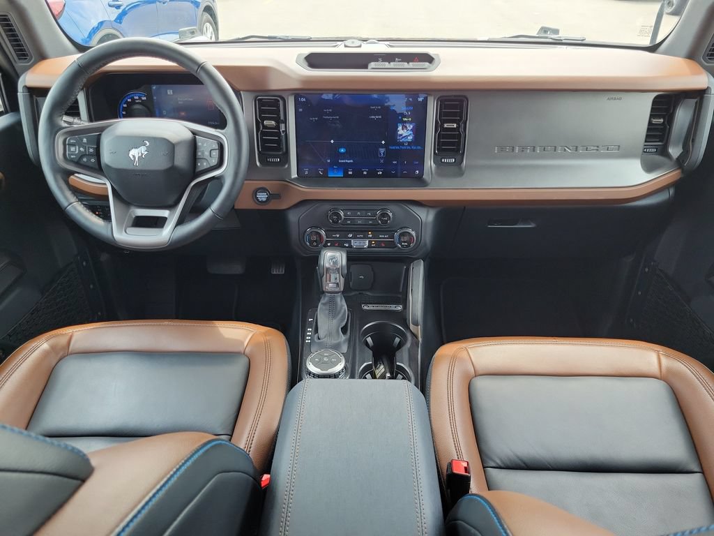 Used 2024 Ford Bronco Outer Banks AWD/4WD image 11